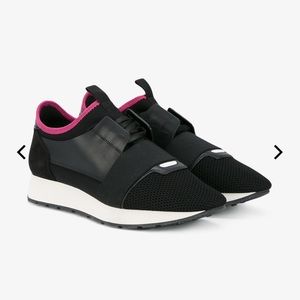 Pink, White & Black ‘Race Runner’ sneakers size 37
